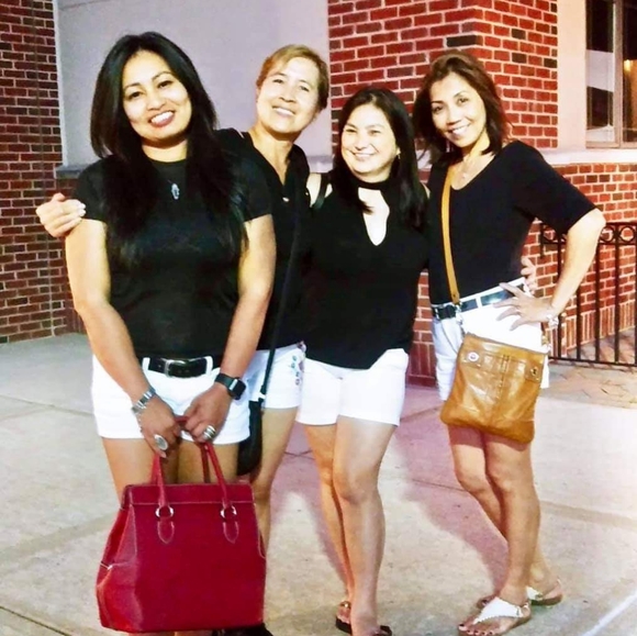 Dresses - Picture 8 of 8